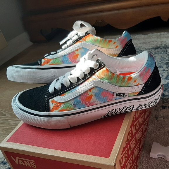 Vans Shoes - Vans skate shoes size 4.5 M/6.5F tie dye